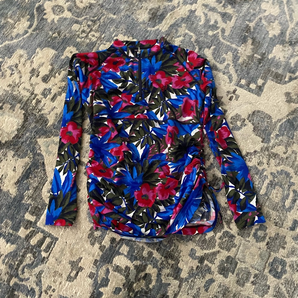 Medium Ruched Rashguard